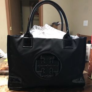 Sold....Tory Burch Tote